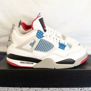 AUTHENTIC Jordan 4 Retro SE “What The” size 11.5 CI1184-146 2019 PRE-OWNED